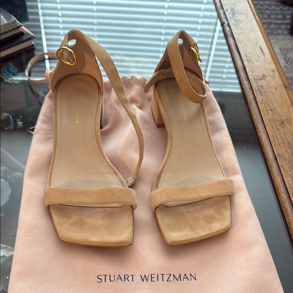 EUC Stuart Weitzman Tan Nudist sandals
